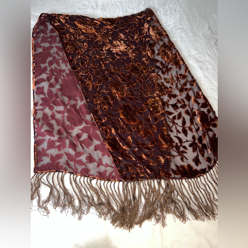 See-through floral scarf/wrap - Picture 3 of 9